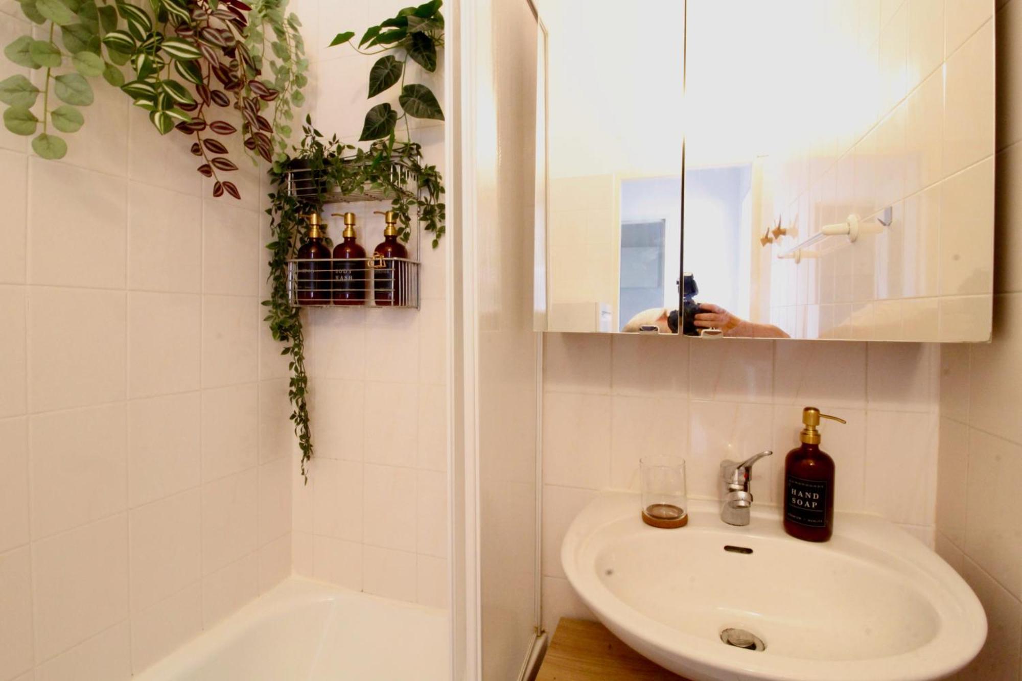 Apartment Cute Boho With Balcony